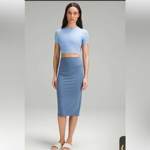 Lululemon Nulu Slim-Fit High-Rise Skirt